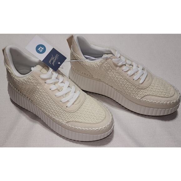 Universal thread Persephone sneaker size 12 women's light beige - Picture 9 of 9